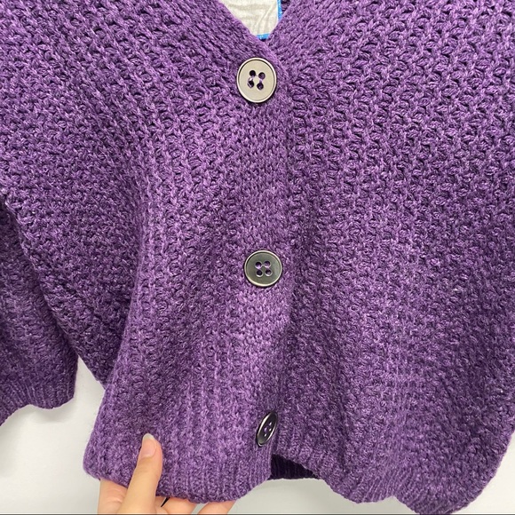 ✨NEW✨ VINTAGE-LIKE PURPLE CARDIGAN - Picture 2 of 8